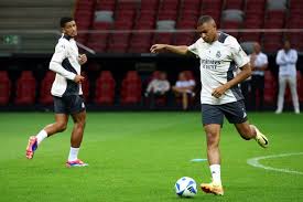 晰地看到 晰地看到